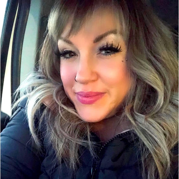 Meet your Posher, Daphne - Picture 1 of 1